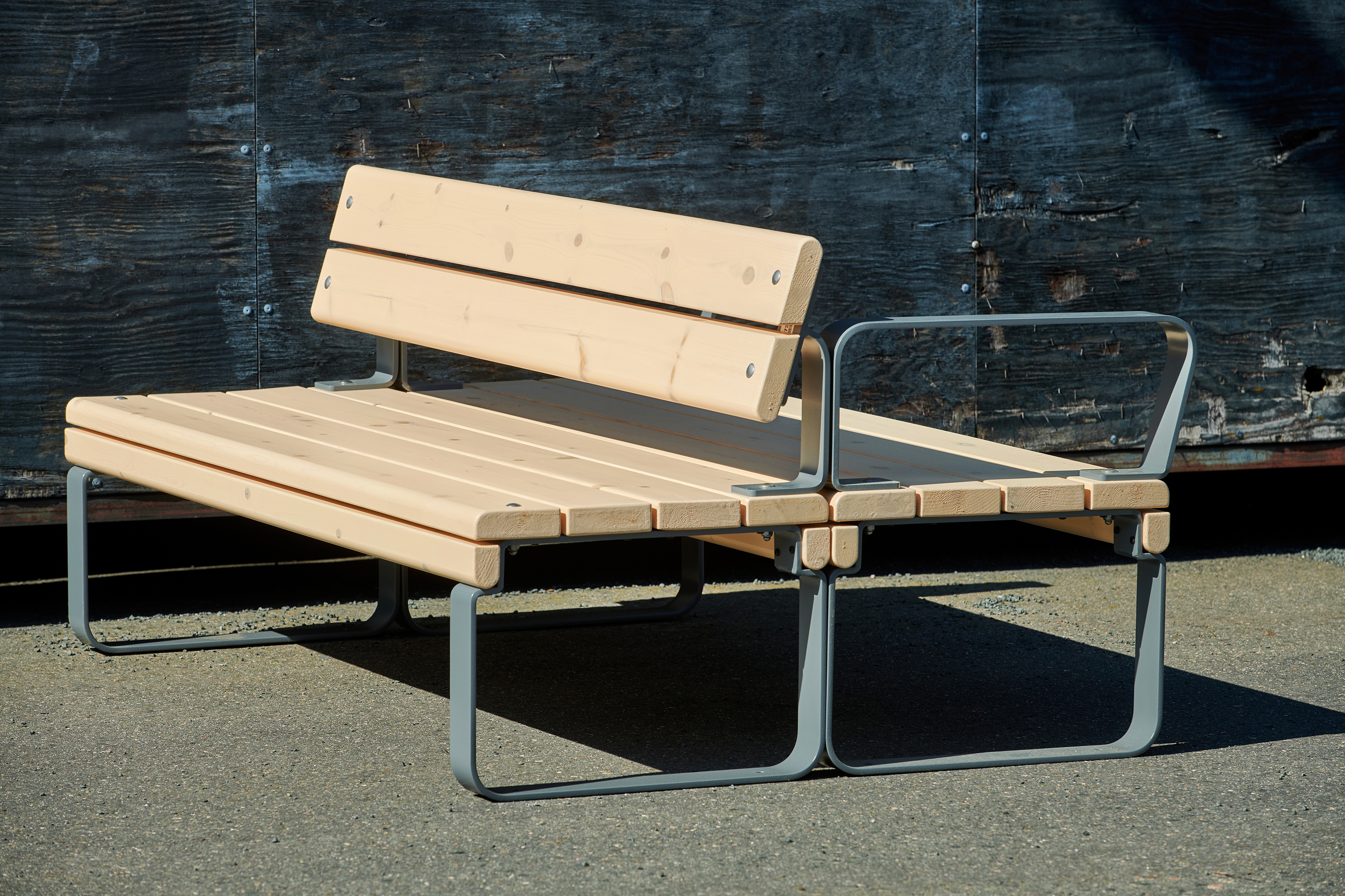 Bench Rosenlund 